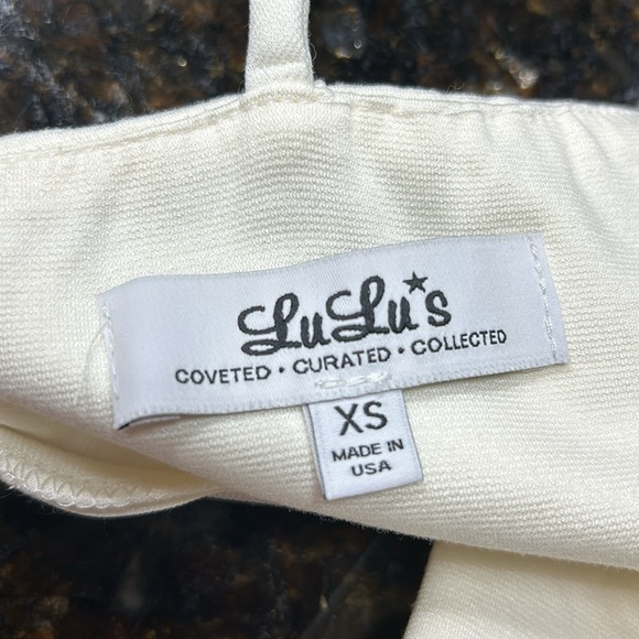 Lulu’s off white spaghetti strap fit and flare polyester dress, deep V-neck, XS - Picture 6 of 6